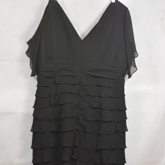 Symphony of Venus SZ 22 Black Dinner Dress - Picture 9 of 12